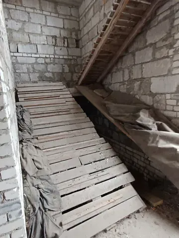 Продаж 3-поверховий   263.4 кв.м 6 кімн. на Залізничний провулок 7А Миколаїв - фото 11