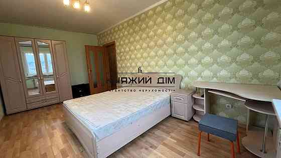 Оренда Квартира 2-кімнатна, 25/25 поверх на Єлизаветы Чавдар ул. Kiev