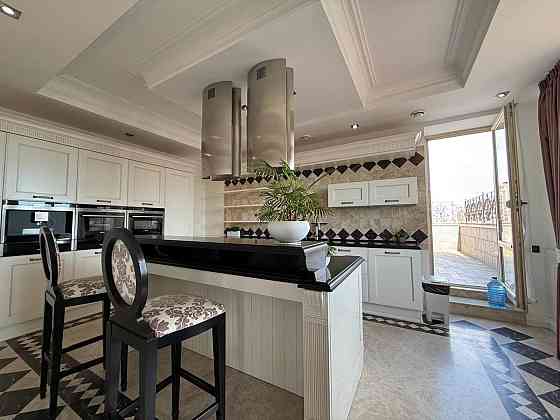 Продаж Квартира 5-кімнатна, 8/9 поверх на Педагогический пер., 3/4 Odessa