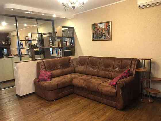 Оренда Квартира 3-кімнатна, 14/17 поверх на пр. Академика Палладина, 25 Київ