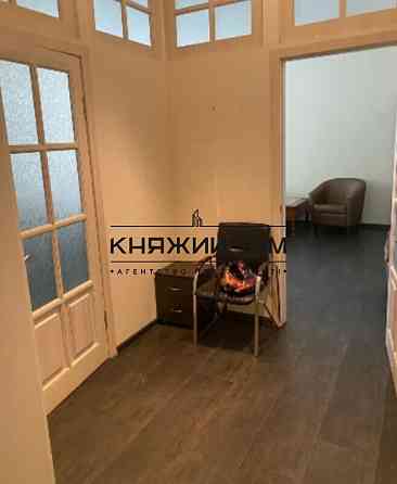 Оренда офісне приміщення на Десятинная ул. поверх - 1/5 Київ