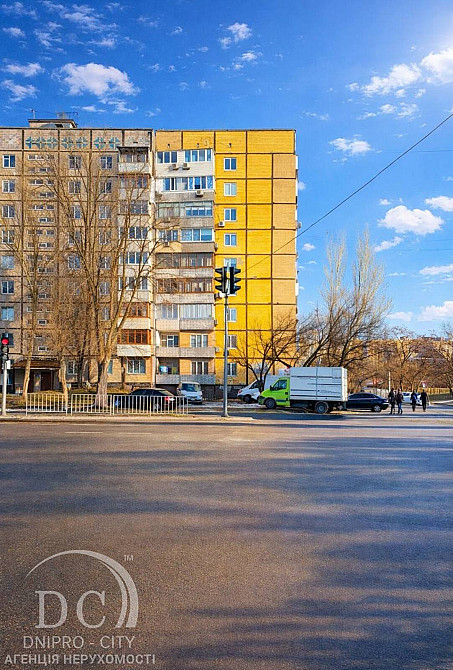Продаж Квартира 3-кімнатна, 4/9 поверх на Метробудівська вул., 5 Дніпро - фото 2