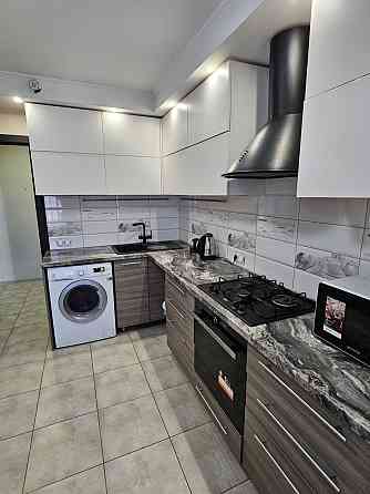 Продаж Квартира 4-кімнатна, 8/10 поверх на Донецкое шоссе, 15 Dnipro