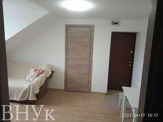 Продаж Квартира 1-кімнатна, 3/3 поверх на Зелена L'viv