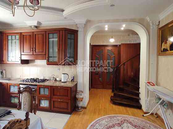 Продаж Будинок 4-кімнатний на вул. Федорцівська Kharkiv