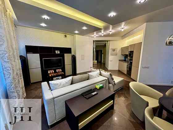 Продаж Квартира 2-кімнатна, 2/13 поверх на Шевченка Тараса вул., д. 11 Kiev