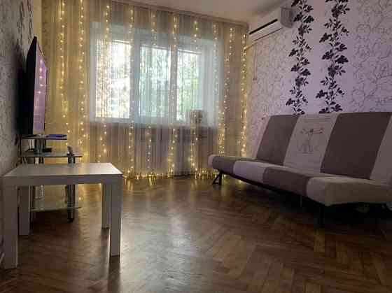 Оренда Квартира 2-кімнатна на Телиги Елены ул., 3в Київ