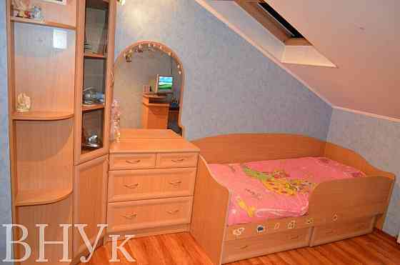 Продаж Квартира 3-кімнатна, 8/8 поверх на вул. Коновальця Ivano-Frankivs'k