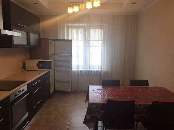 Оренда Квартира 3-кімнатна, 23/23 поверх на ул. Елизаветы Чавдар, 22 Київ