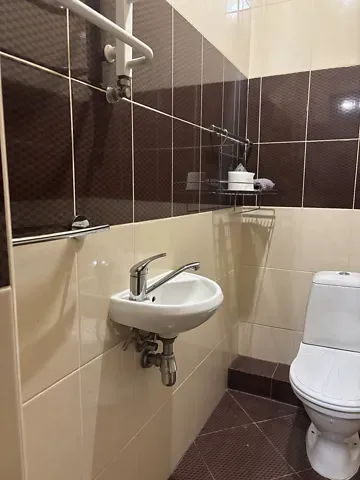 Оренда 2к Квартира 70 кв.м Комарівська вулиця 6 Чернівці - фото 3