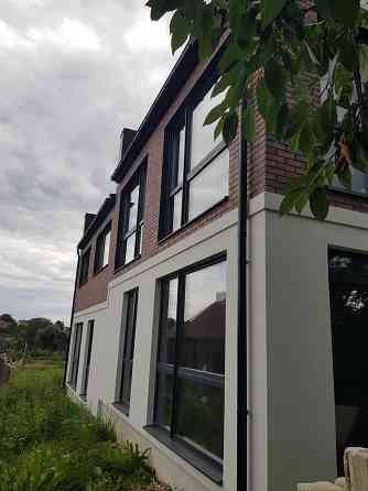 Продаж Квартира на улица Зубра