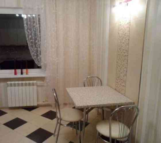 Оренда Квартира 2-кімнатна, 13/22 поверх на Ващенко Kiev