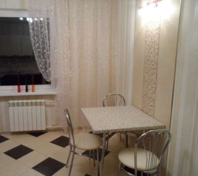 Оренда Квартира 2-кімнатна, 13/22 поверх на Ващенко Київ - фото 3