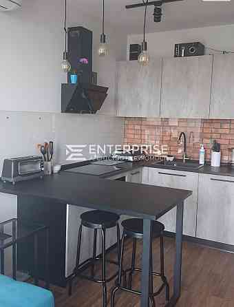Продаж 1к Квартира 35 кв.м Метрологическая вул. Київ