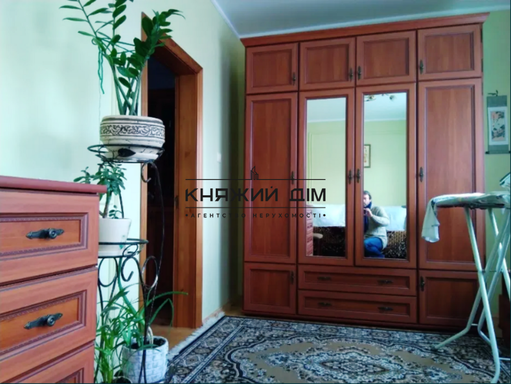 Продам Дом в с. Подгорцы 278 м2 3 этажа на 25 сотках.  - фото 11