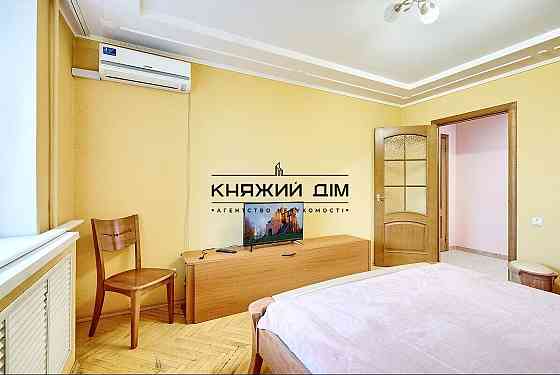 Оренда Квартира 2-кімнатна, 2/9 поверх на Жилянская ул. Киев