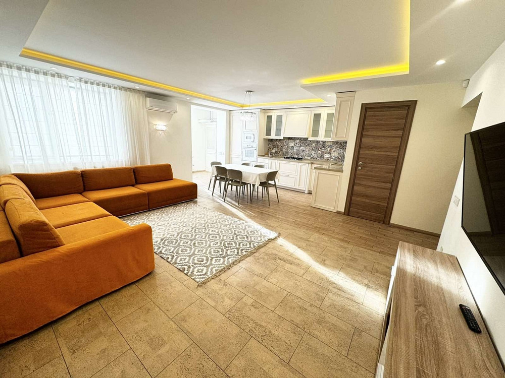 Продаж Квартира 4-кімнатна, 9/12 поверх на Владимирская ул., 1 Дніпро - фото 4