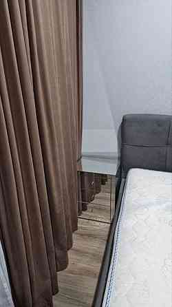 Оренда Квартира 1-кімнатна, 3/9 поверх на вул. Регенераторна, 4 Kiev