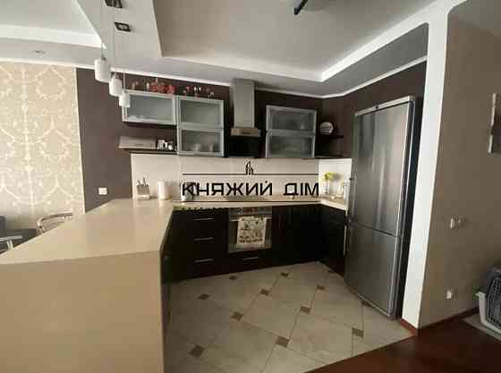 Продаж квартири по вул. О. Пчілки 6 21146014 Київ