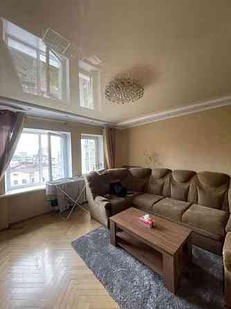 Оренда Квартира 2-кімнатна, 8/16 поверх на ул. Олеся Гончара Kiev