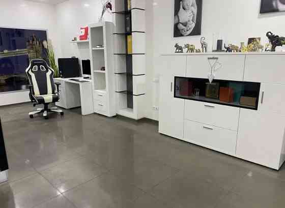 Оренда Квартира 2-кімнатна, 6/15 поверх на Тенистая ул., 9/12 Одесса