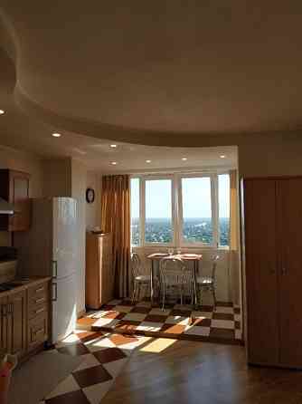 Оренда Квартира 2-кімнатна, 22/25 поверх на Днепровская набережная, 26-б Київ