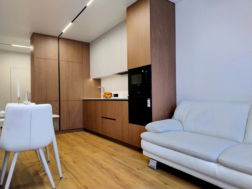 Продаж Квартира 2-кімнатна, 16/16 поверх на Олександра Олеся вул., д. 5 Київ - фото 1