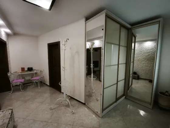 Оренда 2-поверховий Будинок з ділянкою 10 сот 160 кв.м 4 кімн. на Зняцьово Ужгород