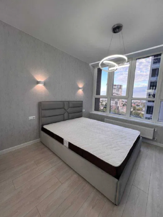 Продаж Квартира 1-кімнатна на ул. Ивана Франко, 40 Одеса