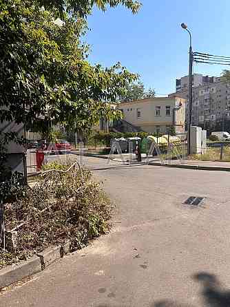 Продаж офісне приміщення на Тростянецька вул., 49 поверх - 1/2 Kiev