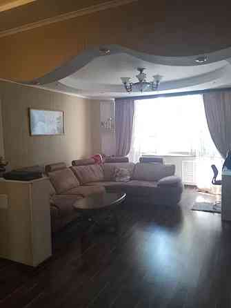 Оренда Квартира 2-кімнатна, 12/22 поверх на Драгоманова, 6а Київ