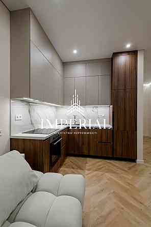 Продаж Квартира 1-кімнатна, 28/36 поверх на вул. Берестейський Киев