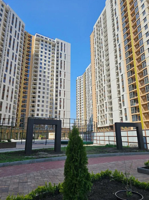 2 комнатная квартира в 65 Жемчужине на ул. Краснова Odessa - photo 1