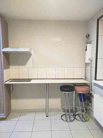 Продаж Квартира 1-кімнатна, 1/3 поверх на вул. Лесі Українки Kharkiv