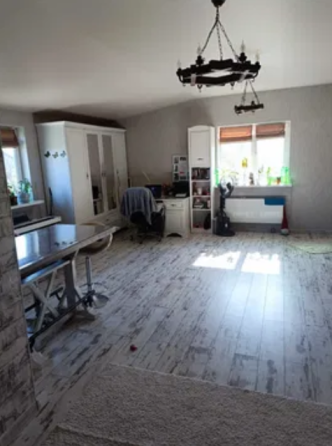 Продаж Будинок 3-кімнатний на ул. Ореховая (Новые Дачи), 2456 Свитле