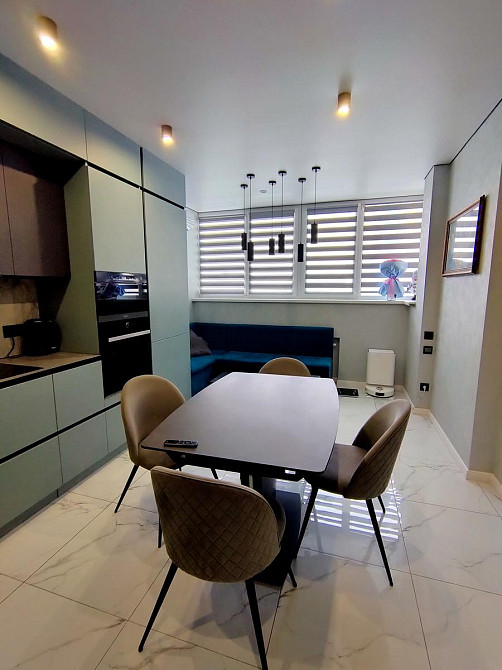 Продаж Квартира 3-кімнатна, 4/25 поверх на Заболотного Академіка вул., д. 15Г Київ - фото 2