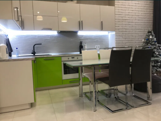 Продаж Квартира 2-кімнатна на ул. Жемчужная, 4 Лиманка