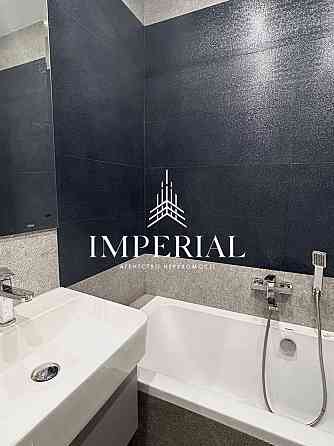 Продаж Квартира 2-кімнатна, 19/27 поверх на вул. просп. Степана Бандери Киев