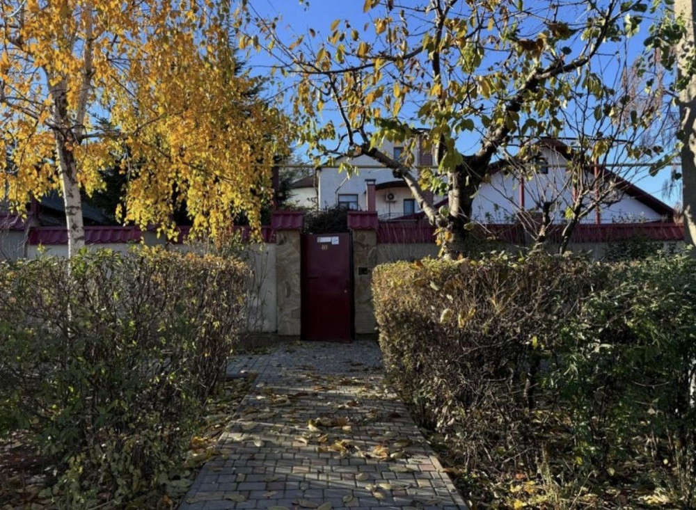 Продам триповерховий  будинок  на Слобідці Одеса - фото 1