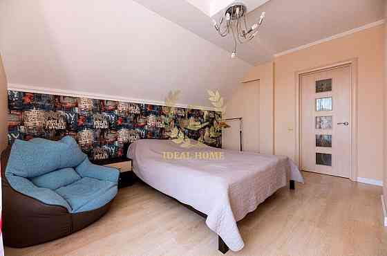 Продаж Будинок 5-кімнатний 