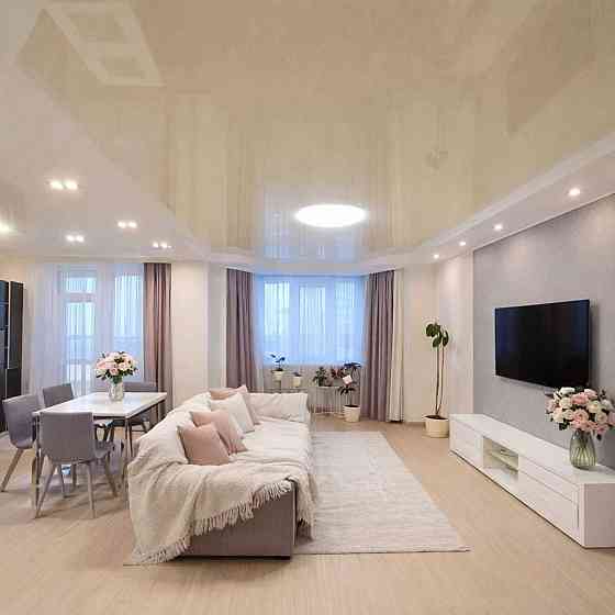 Продаж Квартира 2-кімнатна, 8/15 поверх на Юлії Здановської вул., д. 73Ж Kiev