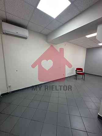 Оренда приміщення вільного призначення на Волошина поверх - 3/4 Uzhhorod