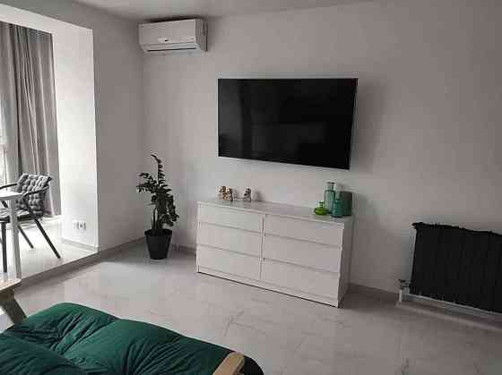 Оренда Квартира 1-кімнатна, 5/9 поверх на ул. Белорусская Kiev