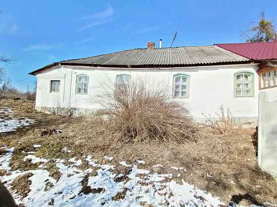 Продаж 1-поверховий Частина будинку з ділянкою 10 сот 50 кв.м 2 кімн. на Левків Zhytomyr