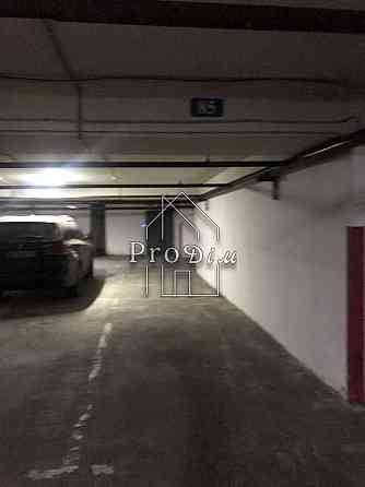 Оренда Гараж/паркомісце на Антоновича вул., 72 Kiev