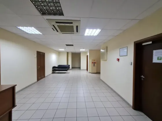 For rent Office Spaces area 42 sq.m floor 4 Kiev Провулок Хрестовий 2 Kiev