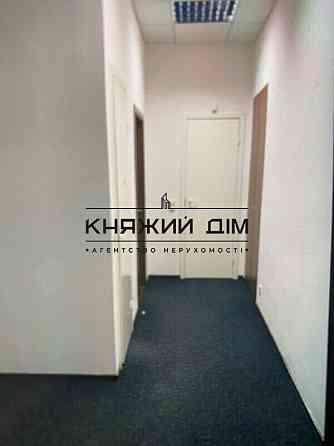 Продаж офісне приміщення на Институтская ул. поверх - 2/5 Киев