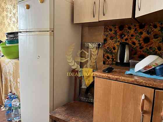 Продаж кімнати в гуртожитку біля ТРЦ "Lavina Mall" Київ