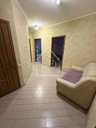 Продаж Квартира 2-кімнатна, 1/16 поверх на Воскресенська вул., 16г Киев