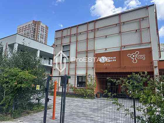 Продаж Квартира 3-кімнатна, 17/21 поверх на вул. Родини Крістерів Київ